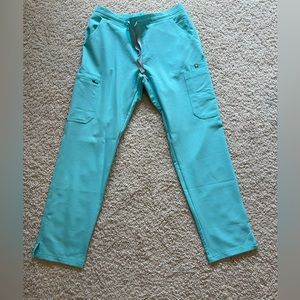 Figs scrub pants NWT